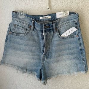 NWT PacSun Vintage High Rise Cut Off Jean Shorts - Sz 26
